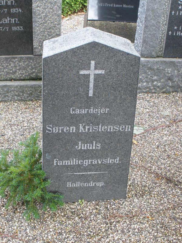 Soeren Kristensen's familiegravsted.JPG